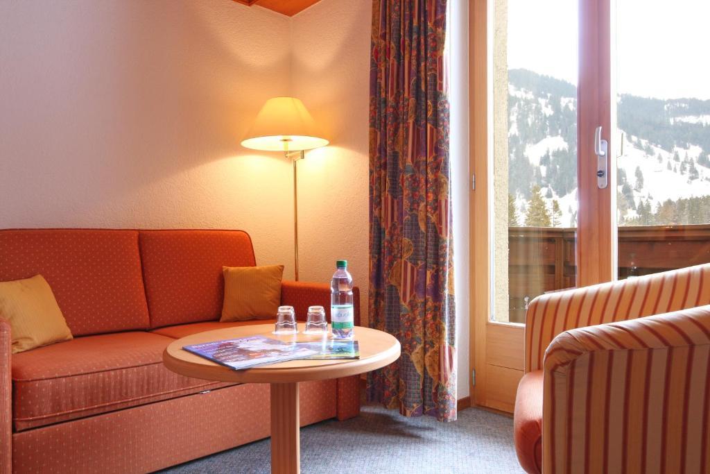 קנדרסטג Bernerhof Swiss Quality Hotel חדר תמונה